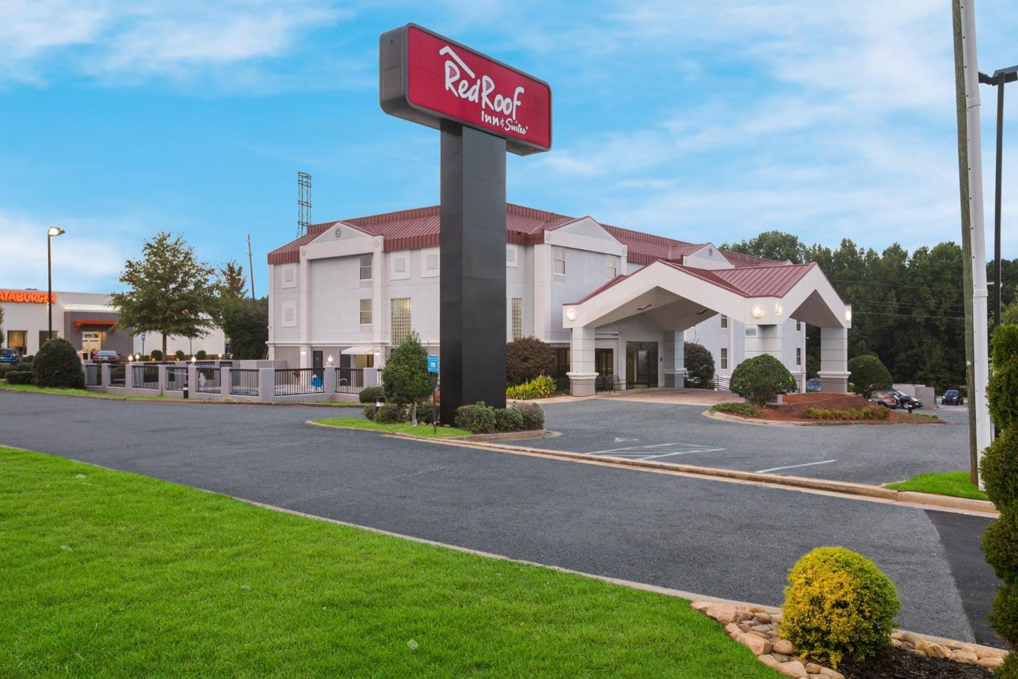 Red Roof Inn & Suites Newnan Exterior foto